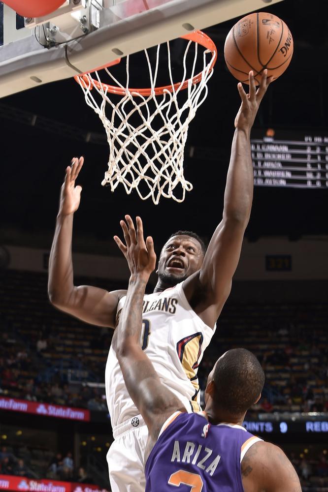 星空体育-包含Ning迎来五赛季高光表现，湖人球迷沸腾！的词条